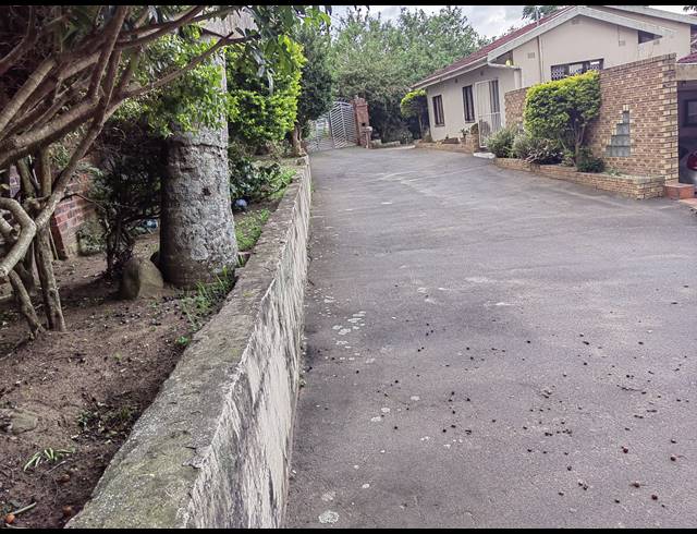 4 BEDROOM HOUSE RENTED IN WYEBANK